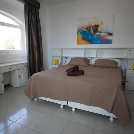 Bernardette Villa *
