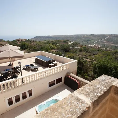 Bernardette Villa