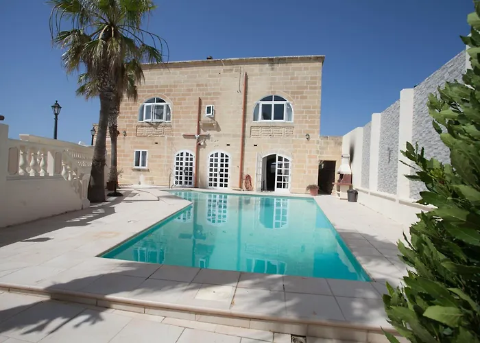 Bernardette * Xagħra