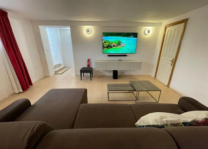 Bernardette * Xagħra