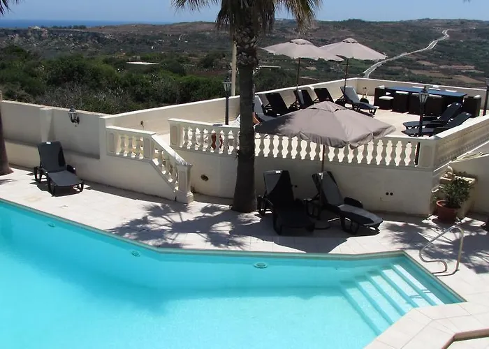 Bernardette Villa Xagħra